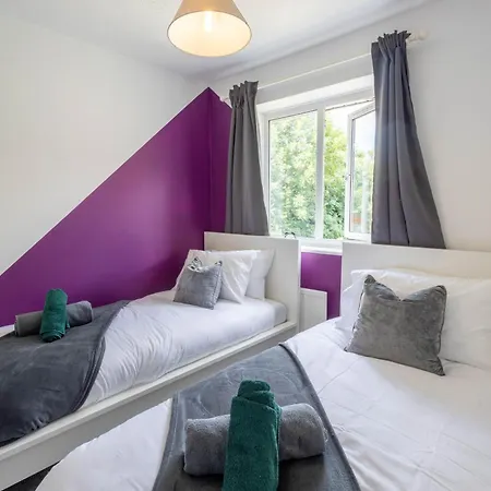 Nyaraló Contractors Haven - Long - Comfort